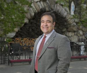 Kellogg Executive Director Donald Stelluto