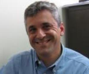 Former Kellogg Institute Visiting Fellow Steven Levitsky