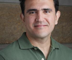 Former Kellogg Visiting Fellow Manolo E. Vela Castañeda