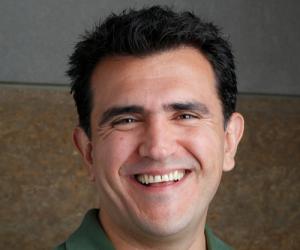 Manolo Vela