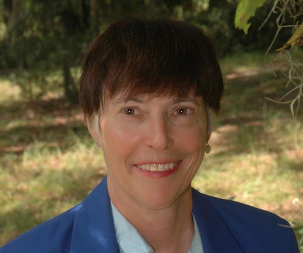 Former Faculty Fellow Leslie Anderson 