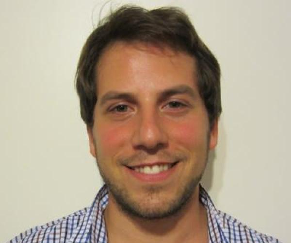 Kellogg PhD Fellow Natán Skigin