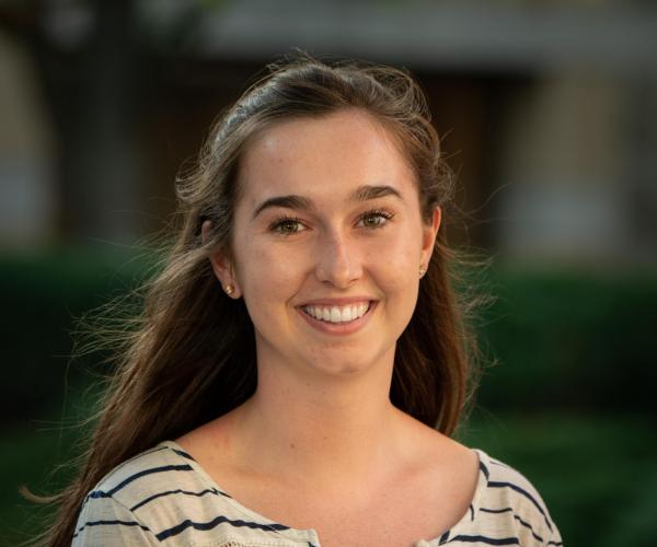 Kellogg International Scholar Meredith Lochhead '22